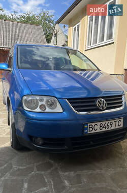 Минивэн Volkswagen Touran 2004 в Старом Самборе
