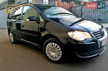 Минивэн Volkswagen Touran 2009 в Одессе