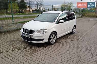 Мінівен Volkswagen Touran 2007 в Долині