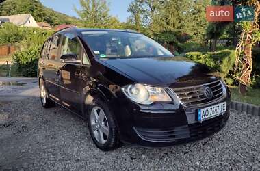 Мінівен Volkswagen Touran 2009 в Вільхівці