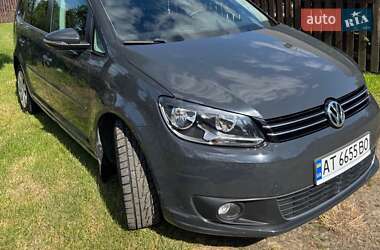 Микровэн Volkswagen Touran 2014 в Калуше