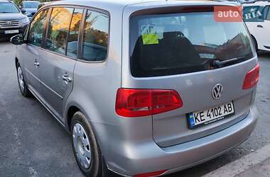 Минивэн Volkswagen Touran 2011 в 
