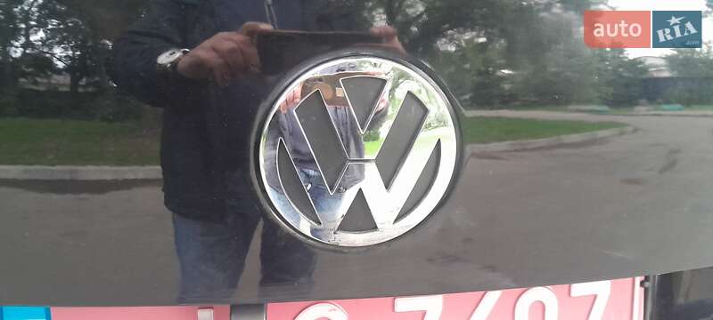 Мінівен Volkswagen Touran 2009 в Києві