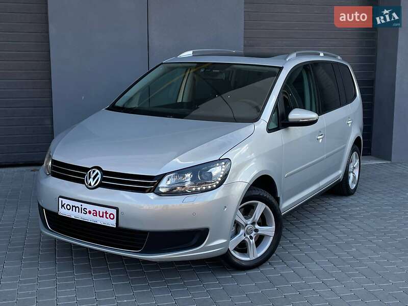 Volkswagen Touran 2011