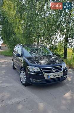 Минивэн Volkswagen Touran 2007 в Березному