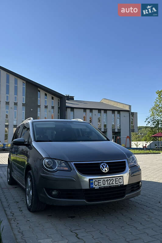 Volkswagen Touran 2010