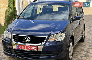 Мінівен Volkswagen Touran 2008 в Могилів-Подільському