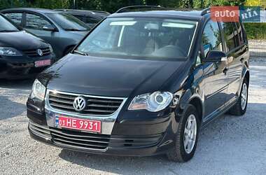 Мінівен Volkswagen Touran 2007 в Кам'янському