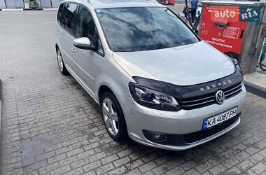 Мінівен Volkswagen Touran 2012 в Києві