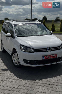 Мінівен Volkswagen Touran 2013 в Луцьку