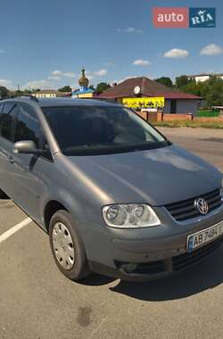 Мінівен Volkswagen Touran 2004 в Тростянці