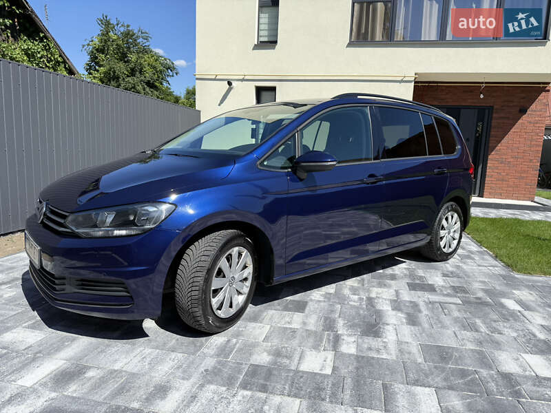 Микровэн Volkswagen Touran 2018 в 