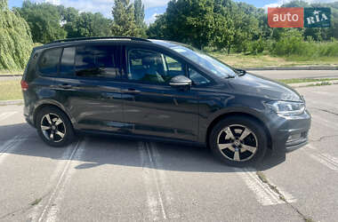 Микровэн Volkswagen Touran 2018 в Кропивницком