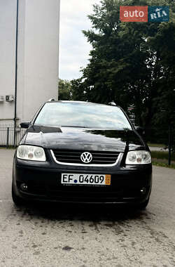 Мінівен Volkswagen Touran 2005 в Луцьку