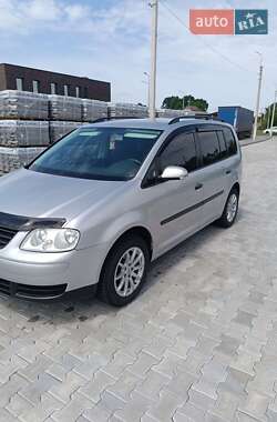 Мінівен Volkswagen Touran 2004 в Сарнах