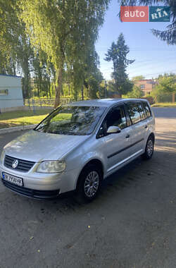 Мінівен Volkswagen Touran 2004 в Кореці