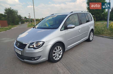 Мінівен Volkswagen Touran 2009 в Львові
