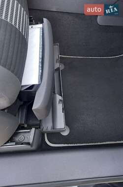 Минивэн Volkswagen Touran 2008 в 