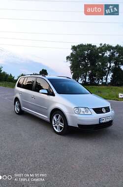 Мінівен Volkswagen Touran 2006 в Ромнах