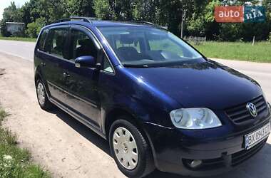 Минивэн Volkswagen Touran 2005 в Баре