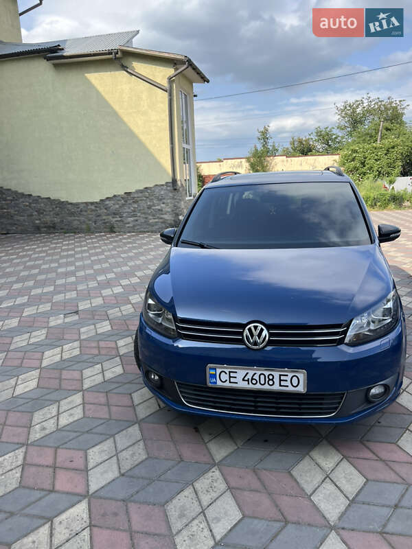 Volkswagen Touran 2012