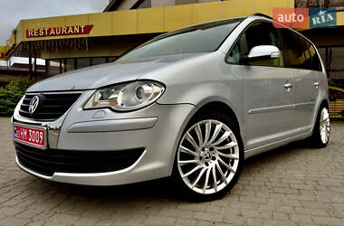 Минивэн Volkswagen Touran 2008 в Шепетовке