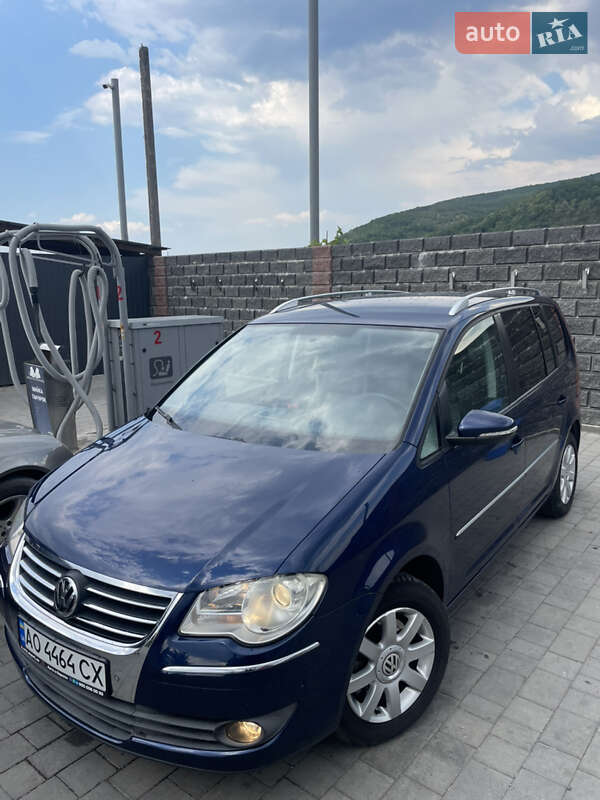 Volkswagen Touran 2009