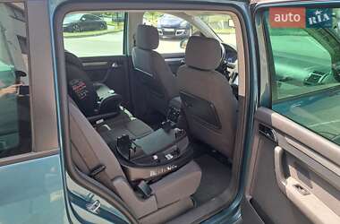 Минивэн Volkswagen Touran 2005 в 