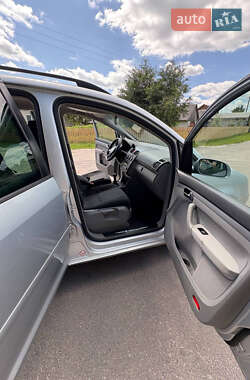 Минивэн Volkswagen Touran 2003 в 