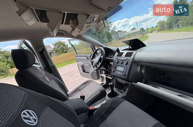 Минивэн Volkswagen Touran 2003 в 
