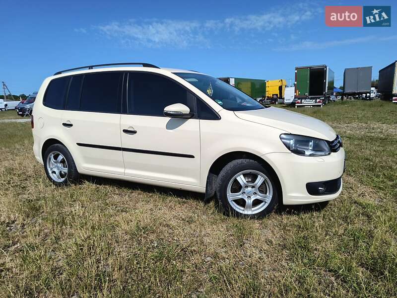 Volkswagen Touran 2013