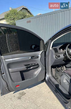 Мінівен Volkswagen Touran 2004 в 