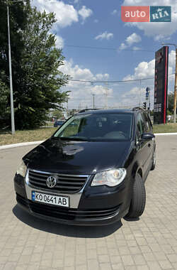 Минивэн Volkswagen Touran 2007 в Запорожье