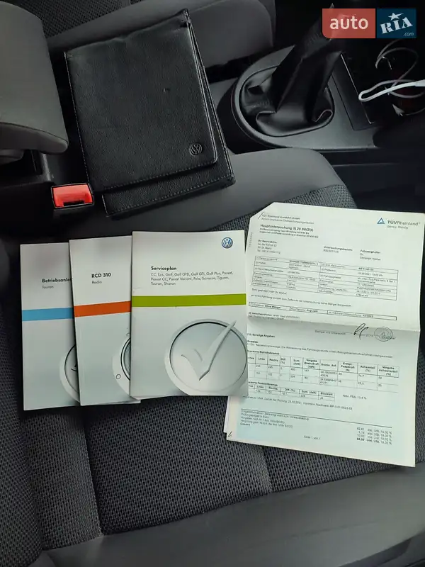 Минивэн Volkswagen Touran 2010 в Ирпене документ