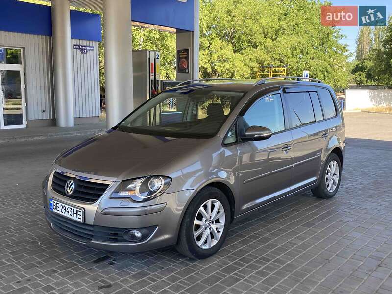 Volkswagen Touran 2010