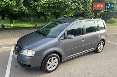 Минивэн Volkswagen Touran 2006 в Ровно