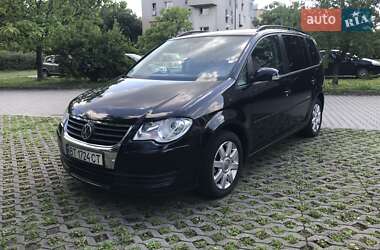 Мінівен Volkswagen Touran 2008 в Херсоні