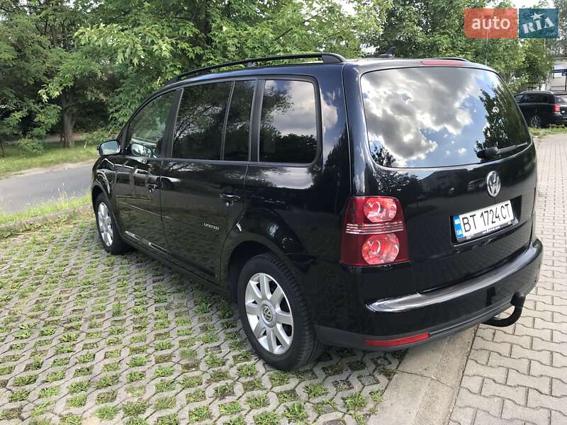 Мінівен Volkswagen Touran 2008 в Херсоні