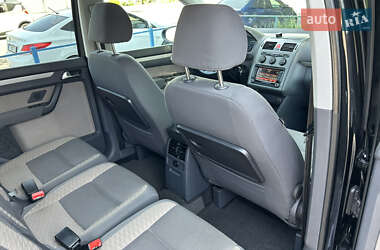 Минивэн Volkswagen Touran 2009 в 