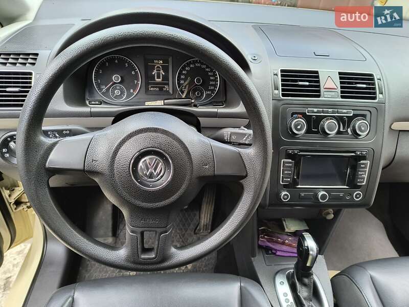 Минивэн Volkswagen Touran 2013 в Ивано-Франковске