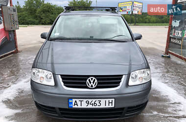 Минивэн Volkswagen Touran 2003 в Городенке