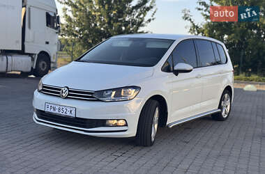 Микровэн Volkswagen Touran 2017 в 