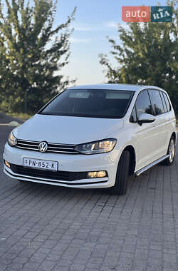 Микровэн Volkswagen Touran 2017 в 