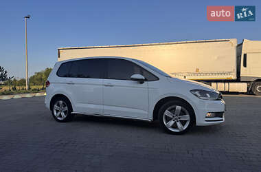 Микровэн Volkswagen Touran 2017 в 