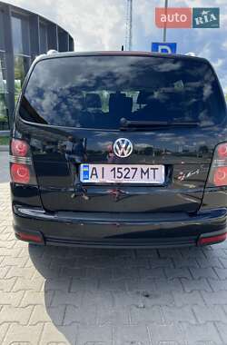 Мінівен Volkswagen Touran 2008 в 