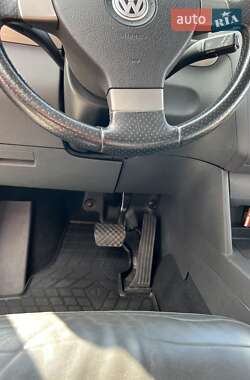 Мінівен Volkswagen Touran 2008 в 