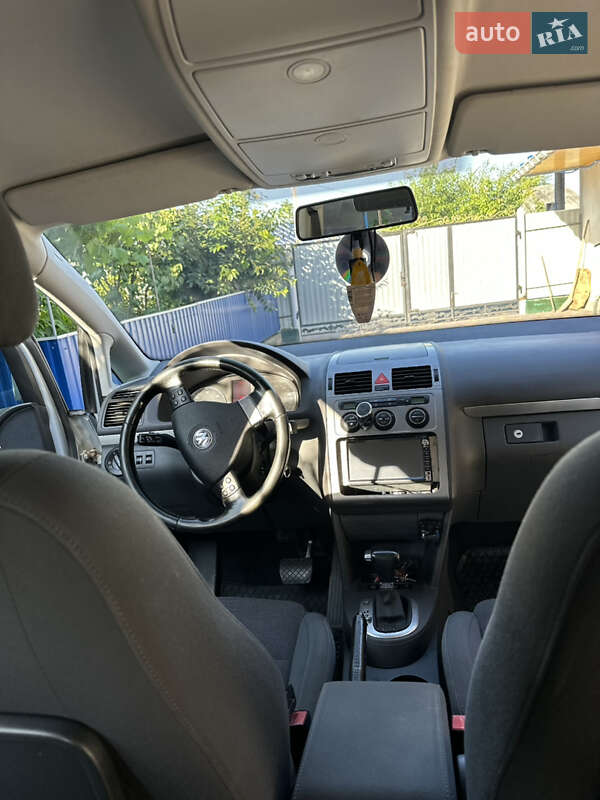 Минивэн Volkswagen Touran 2007 в Каменец-Подольском фото 11 Минивэн Volkswagen Touran 2007 в Каменец-Подольском