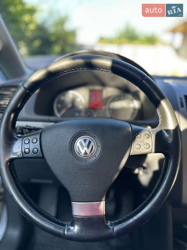 Минивэн Volkswagen Touran 2007 в Каменец-Подольском фото 18 Минивэн Volkswagen Touran 2007 в Каменец-Подольском