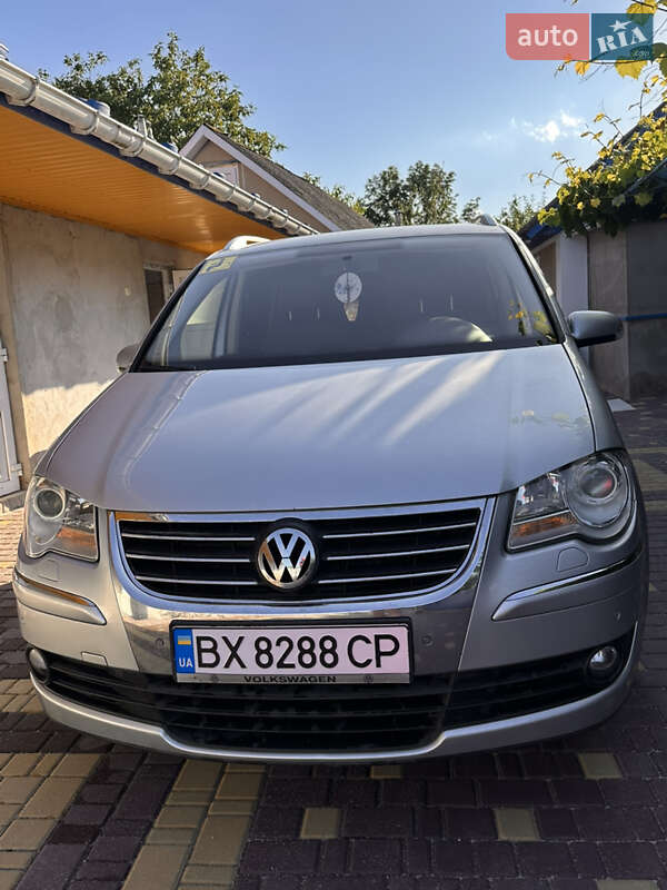 Минивэн Volkswagen Touran 2007 в Каменец-Подольском фото 27 Минивэн Volkswagen Touran 2007 в Каменец-Подольском