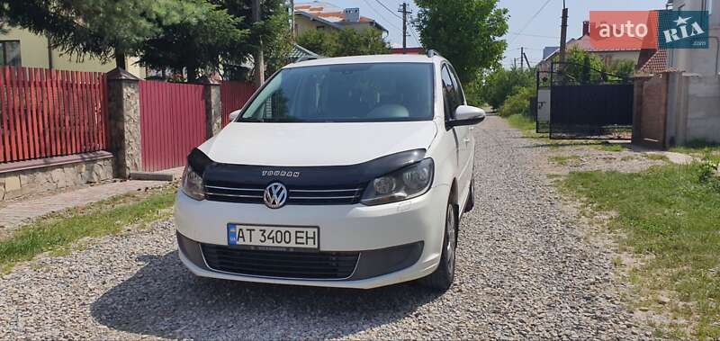 Мінівен Volkswagen Touran 2012 в Івано-Франківську